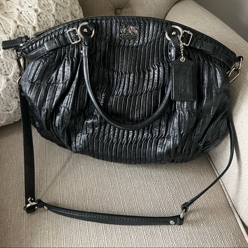 COACH Gathered Leather Lindsey Satchel - GORGEOUS ⭐️⭐️⭐️⭐️⭐️